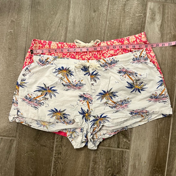 LOVE by GAP Women’s Pajama Shorts Bundle of 2 Pajama Shorts Size XL - Picture 9 of 10